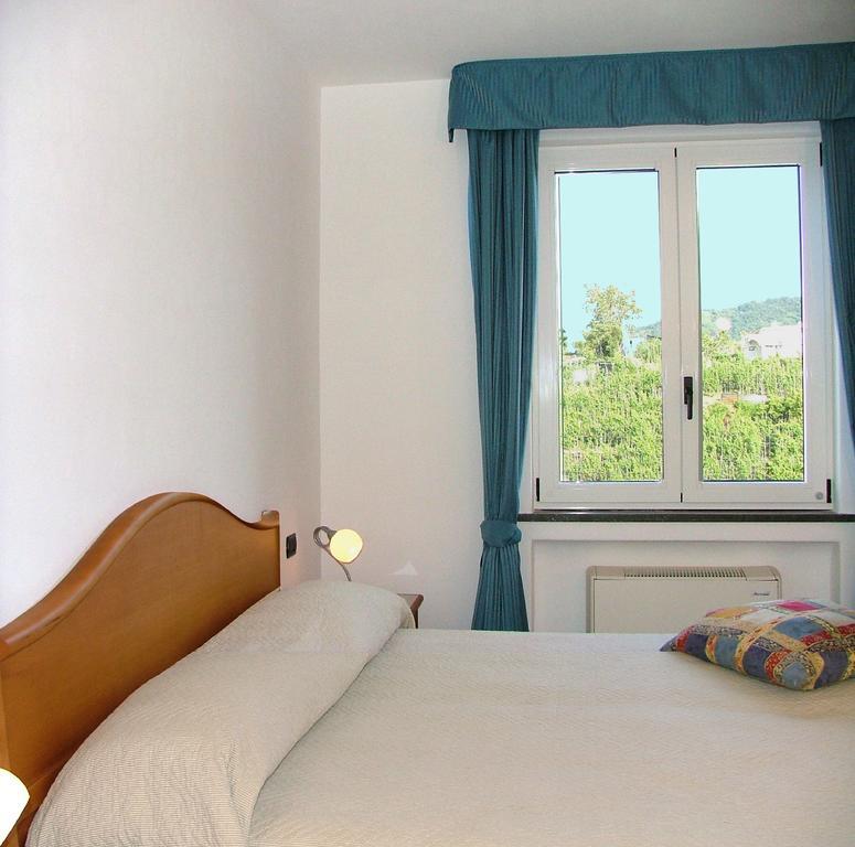 Villa Rosalia Barano dʼIschia Oda fotoğraf